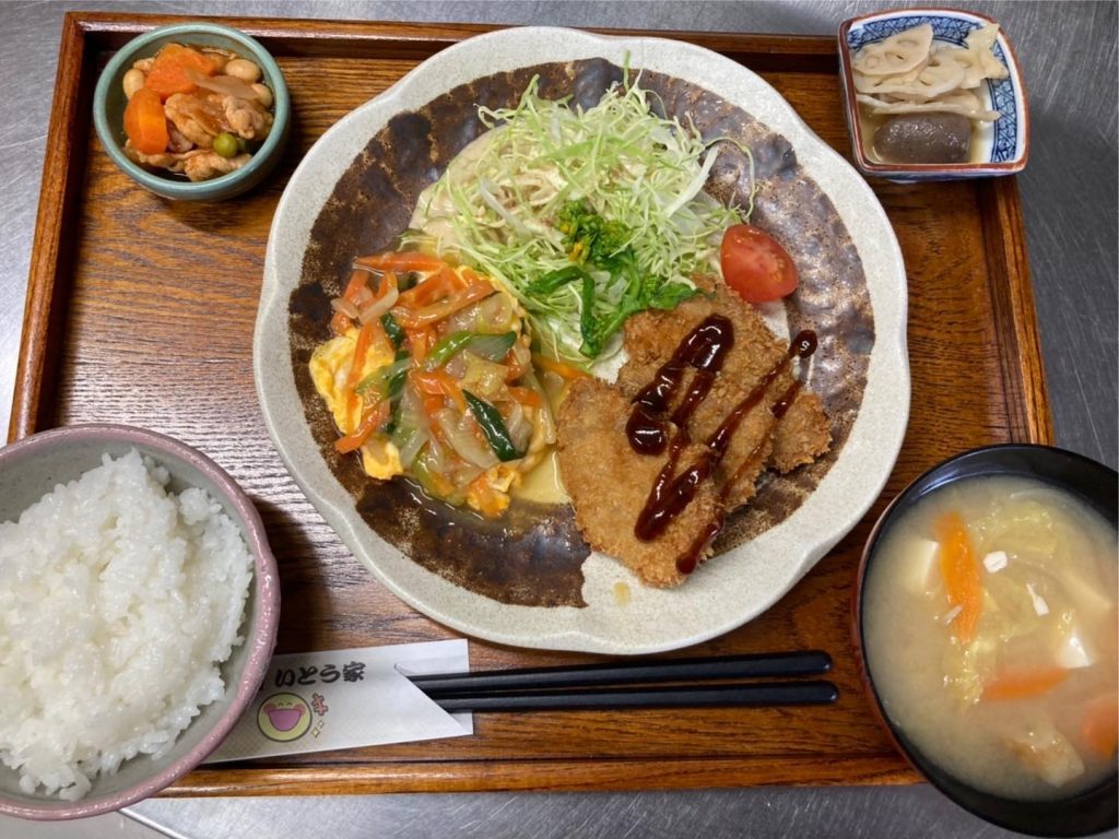 こんにちは本日の定食です。